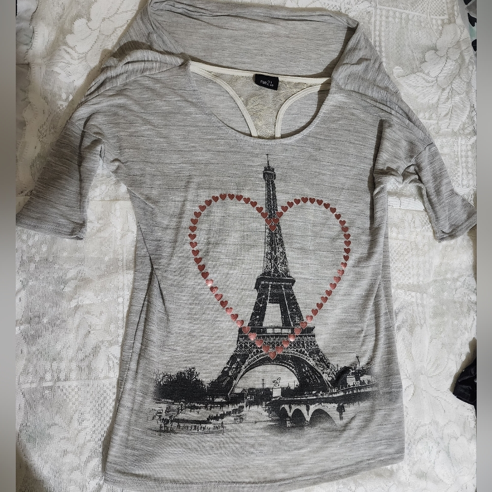 Eiffel Tower 3/4 Sleeve Top